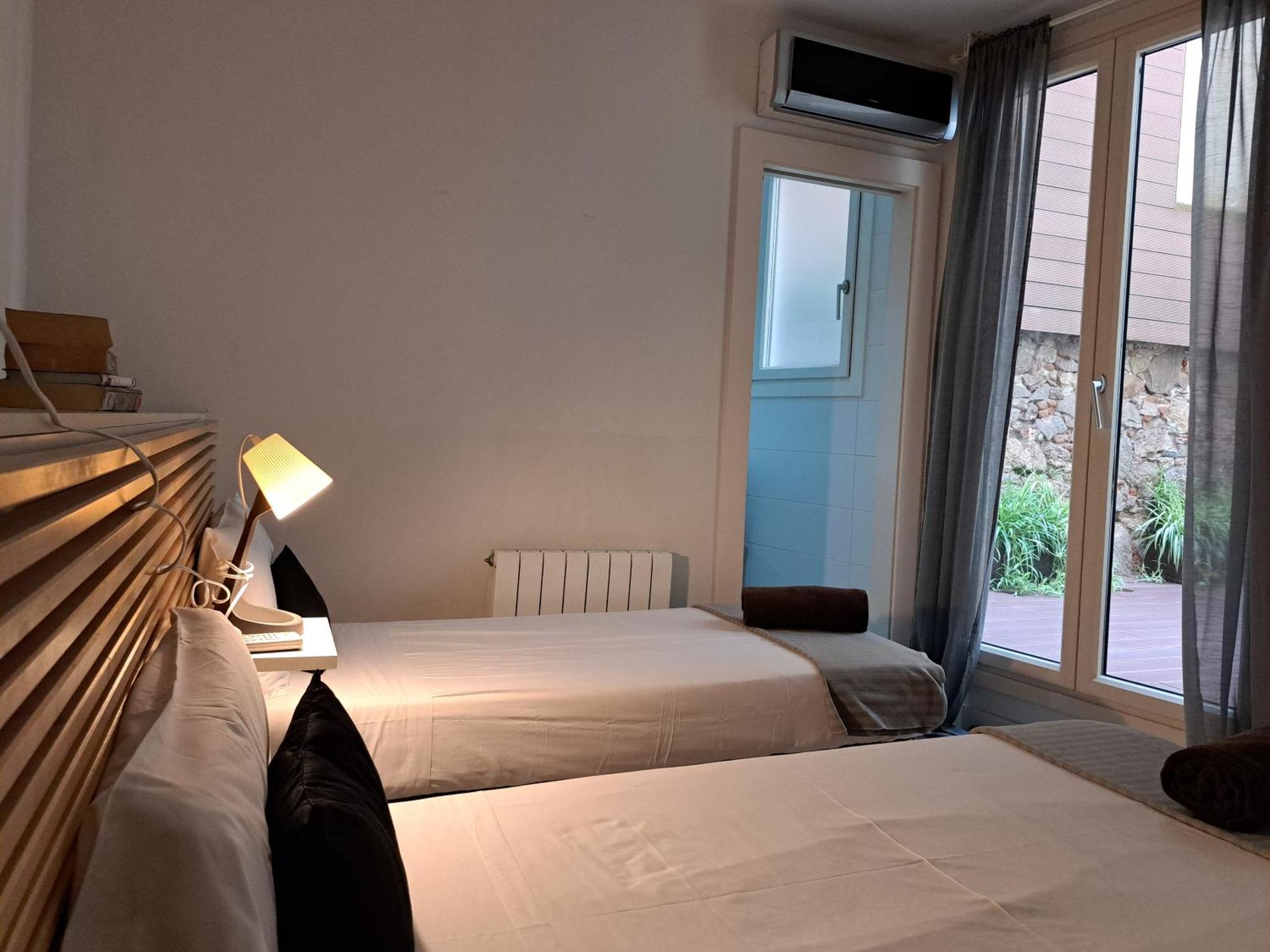 Poble Sec Apartments Barcellona Esterno foto