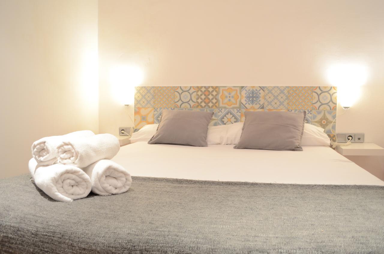 Poble Sec Apartments Barcellona Esterno foto