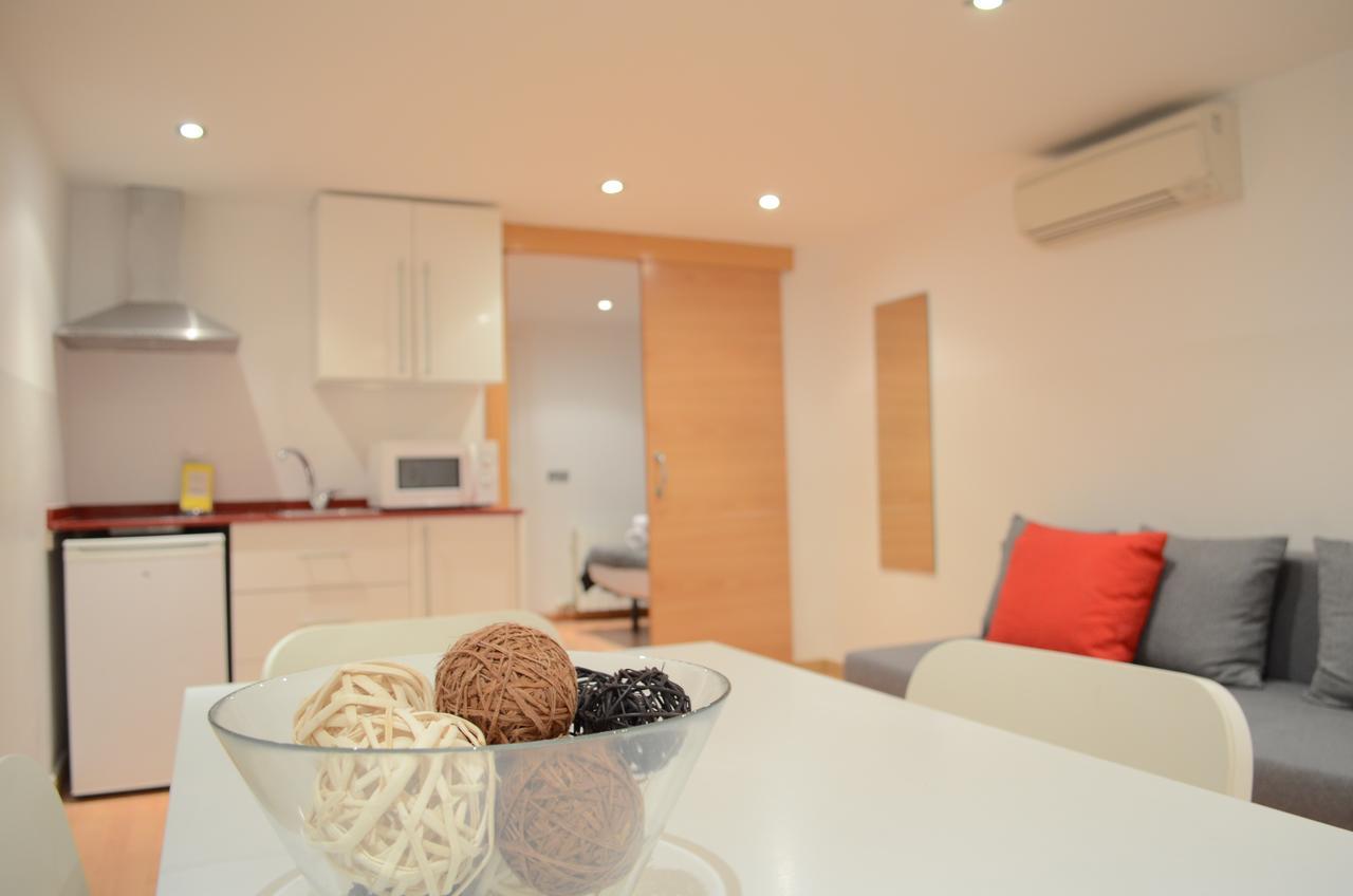 Poble Sec Apartments Barcellona Esterno foto